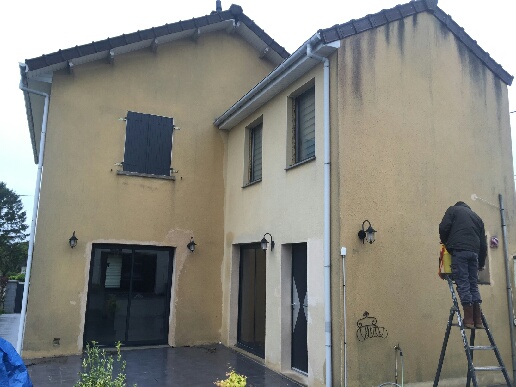Traitement mur et façade - Avant